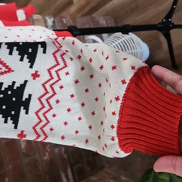 Coca-Cola Red and White Polar Bear Sweater - Picture 3 of 7